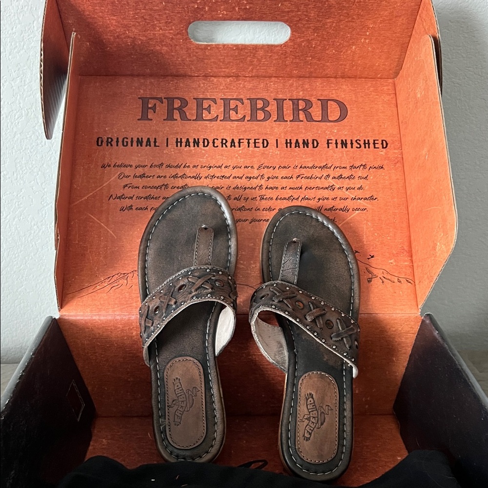 Freebird Women's Dark Brown Sandals